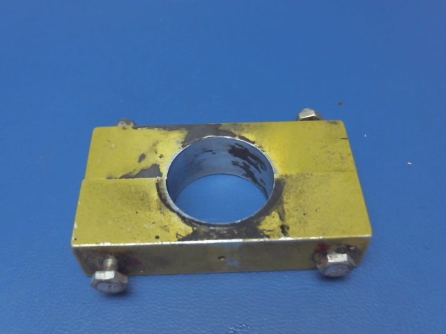 62745-00 Piper - PILLOW BLOCK ASSEMBLY - Torque shaft support