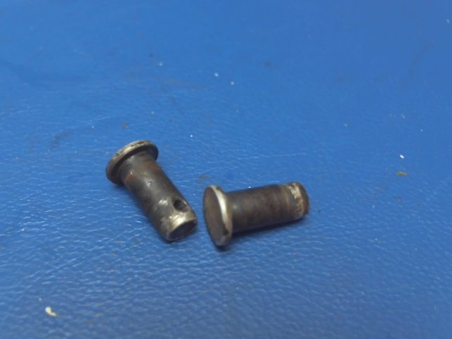424 204 Piper - PIN - (MS20392-3C13) SET OF 2