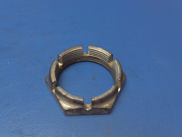 MS21025-24 Beechcraft - NUT AXLE