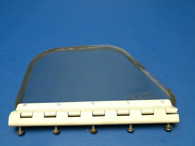 65896-00 Piper - WINDOW - Storm clear
