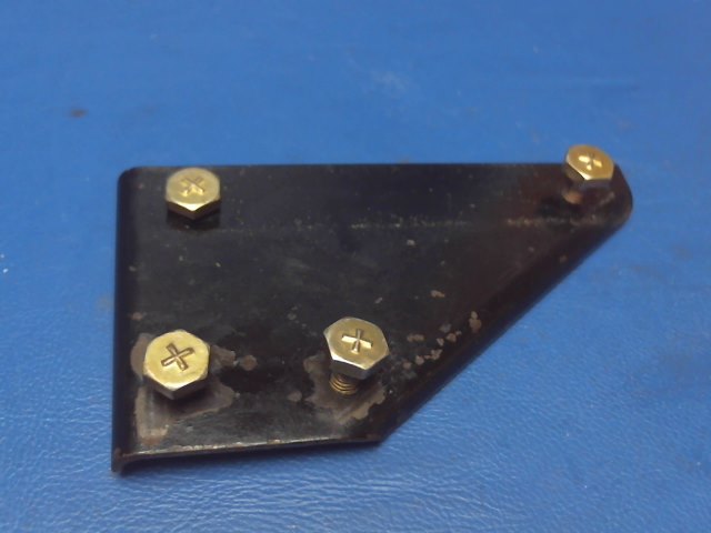 69163-00 Piper - BRACKET- PITCH SERVO SUPPORT