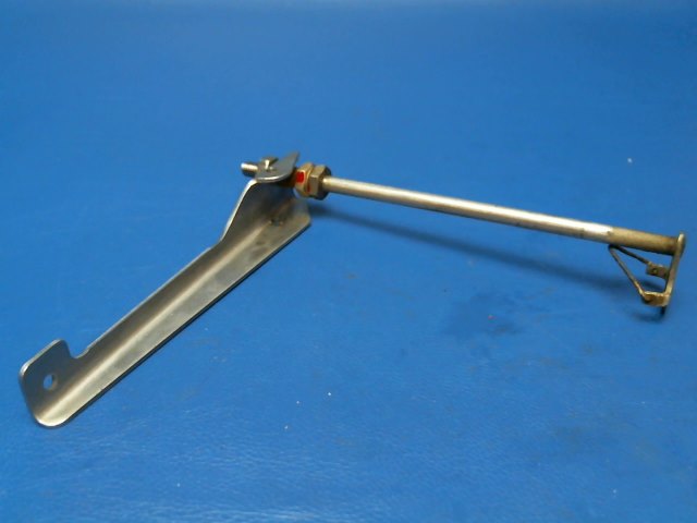 96970-00 Piper - HANDLE - Drain valve fuel left