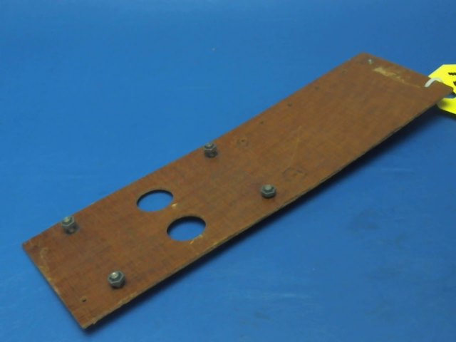 37385-00 Piper - SUPPORT - Circuit breaker