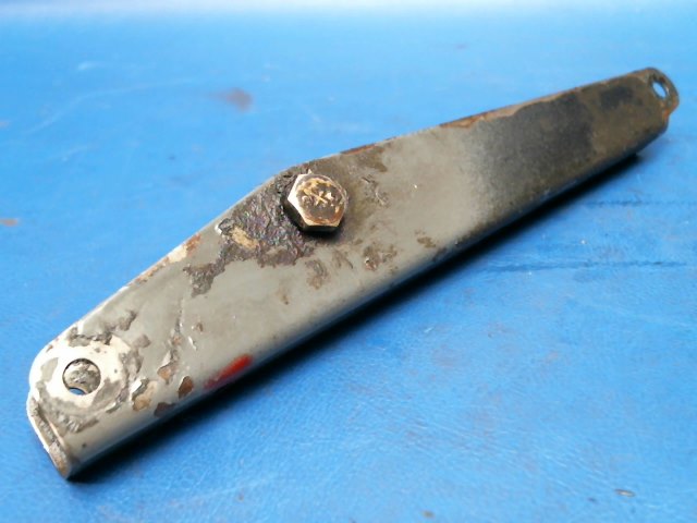 37511-35 Piper - CHANNEL - COWL FLAP ACTUATION
