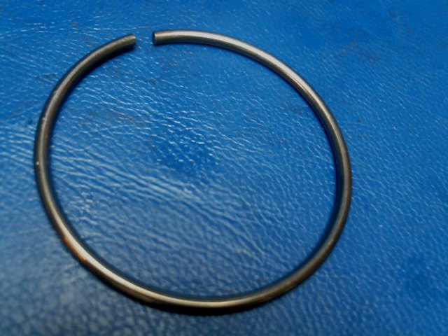 CM2689-32 Cessna - RETAINING RING- EXTERNAL
