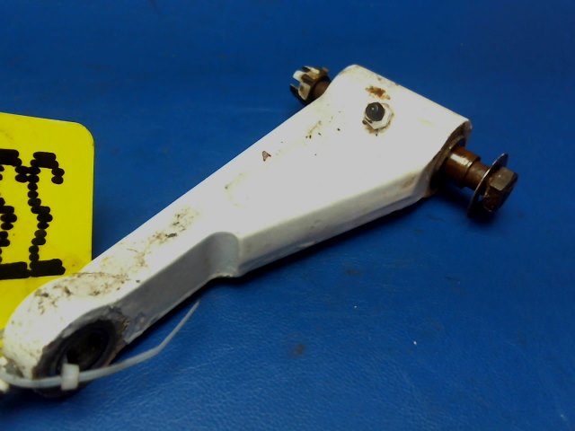 0841002-1 Cessna - LINK - TORQUE NOSE GEAR STRUT