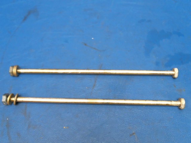 400 485 Piper - BOLT- (AN3-62A) (QTY2)