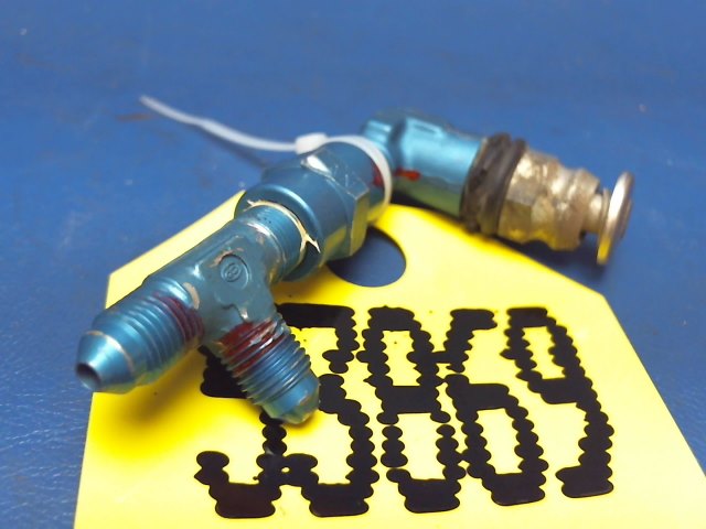492 241 Piper - VALVE - (PS50036-2-2)