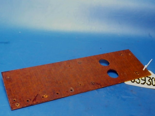 37385-00 Piper - SUPPORT - Circuit breaker