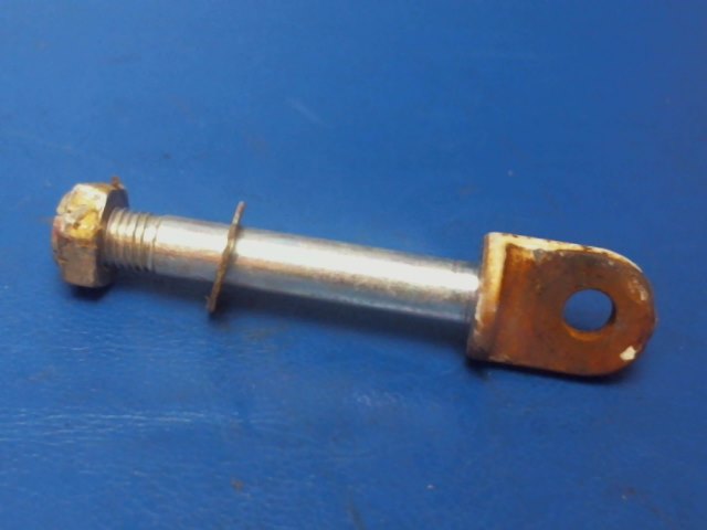 402 057 Piper - EYE BOLT - (AN44-17A)