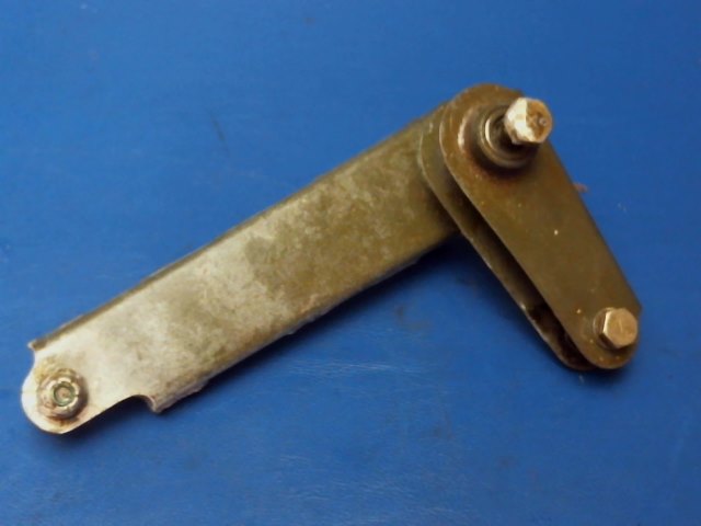 1262038-1 Cessna - BELLCRANK FLAP-LH