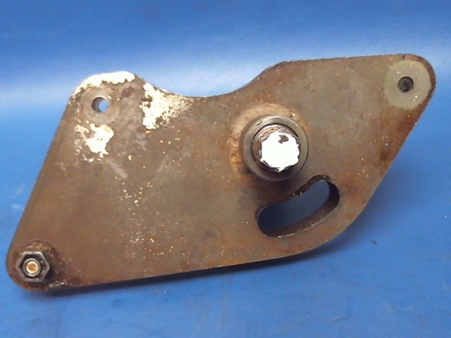 0523223 Cessna - BELLCRANK ASSEMBLY-AILERON LH
