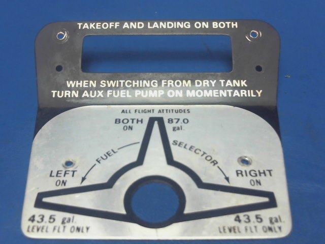 2113067-1 Cessna - Placard - Fuel selector