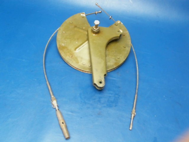 1262029-1 Cessna - BELLCRANK FLAP-LH