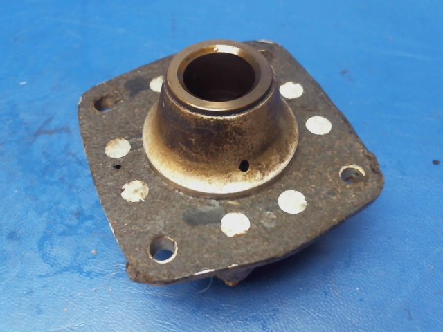 625935 Continental O-200A - Vacuum Pump Adapter