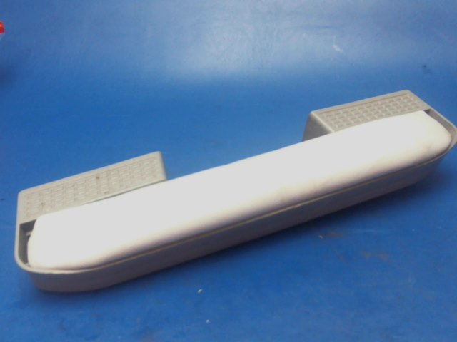 1414082-1. Cessna - Rear Armrest