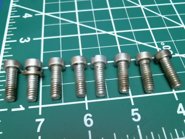 649353-.75 Continental IO-520L-12B - BOLT-.25-20X.75LG (Set of 8)