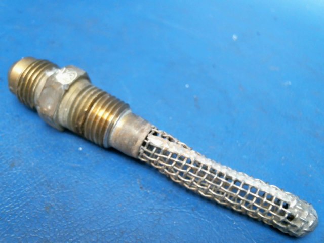 0422130 Cessna - STRAINER -FUEL TANK (FINGER)