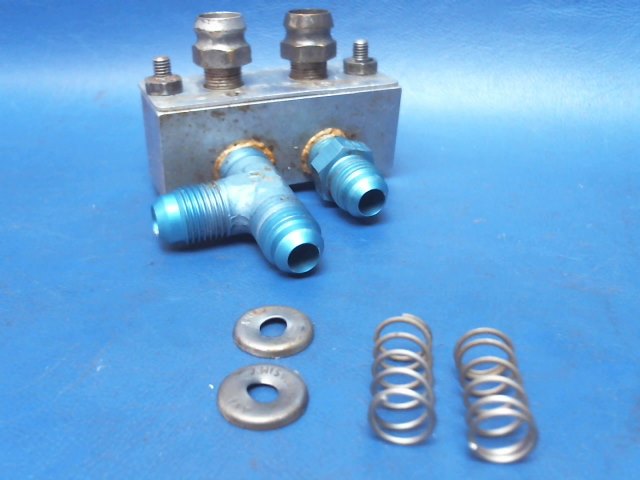 37187-00 Piper - MANIFOLD - Fuel drain