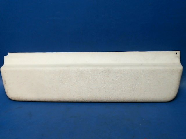 0515010-10 PLANE PLASTICS, LTD. - TRAY SHOULDER HARNESS STORAGE