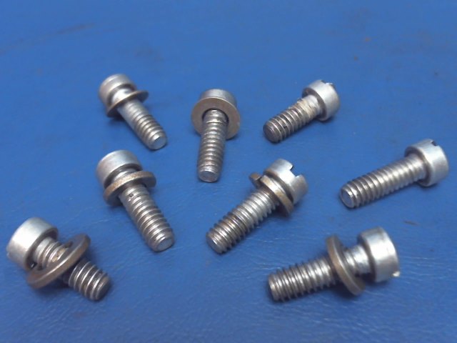 649353-.75 Continental IO-520L-12B - BOLT-.25-20X.75LG (Set of 8)