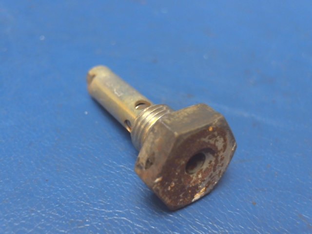 S2106-2 Cessna - Fuel Drain Valve ( Used With Sampler Cup )