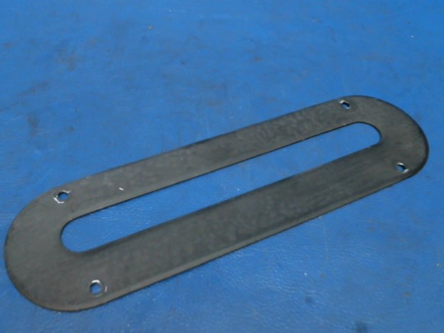 0713046 Cessna - RETAINER-UPHOLSTERY