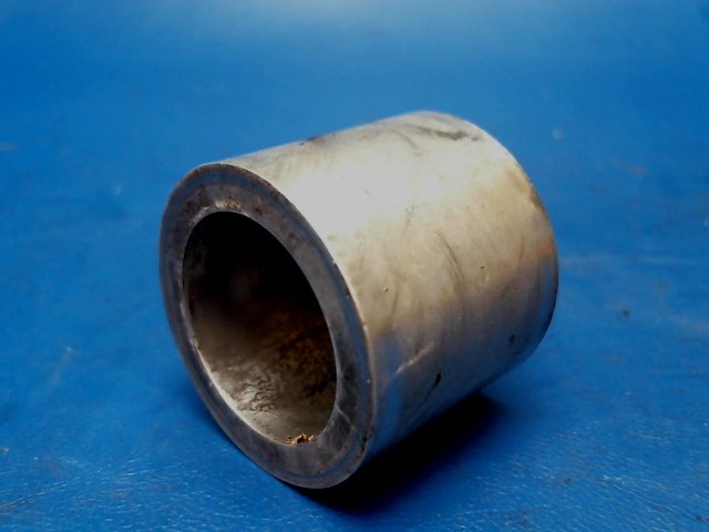 0543037-1 Cessna - Spacer Nose gear Axle