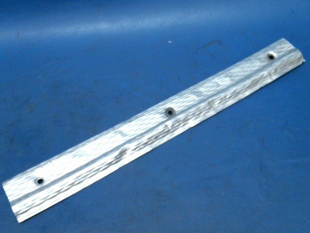 0311623-1 Cessna - SCUFF PLATE-Baggage Door