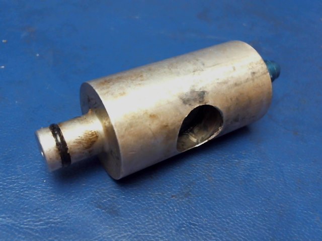 2241113-1 Cessna - Plug - Landing Gear