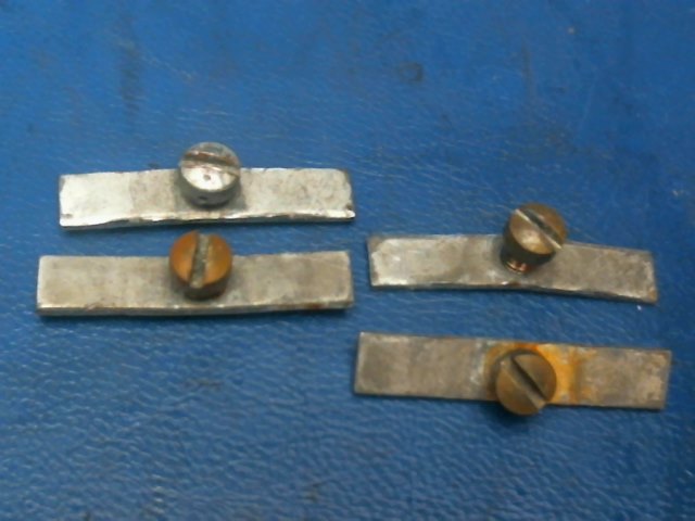0511242-1 Cessna - SEAT - STOP Set of 4 w/Set Screws