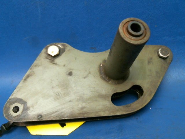0523223-1 Cessna - BELLCRANK AILERON RH