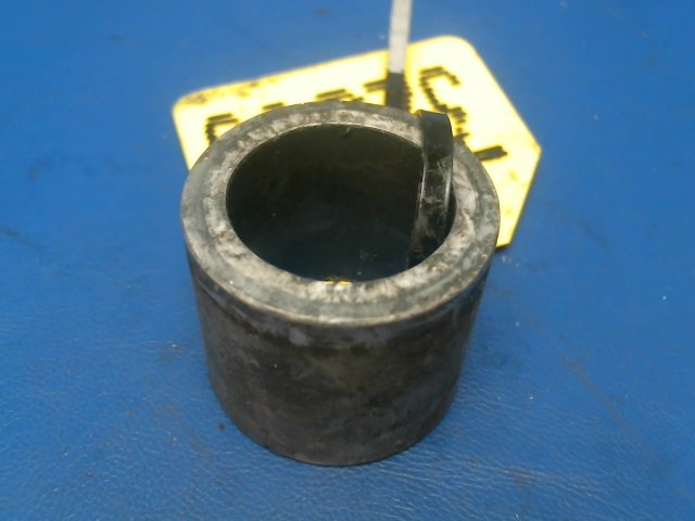 0543037-1 Cessna - SPACER-AXLE