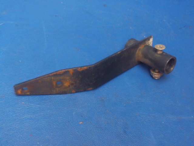 69088-00 Piper - INDICATOR ASSEMBLY - Fuel selector control