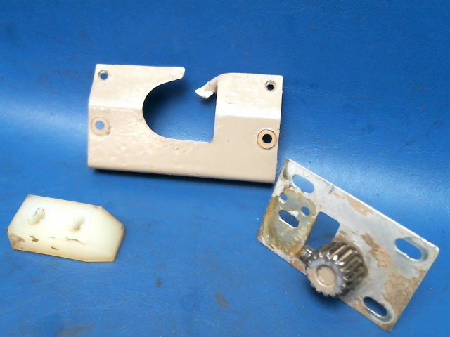 1712080-2 Cessna - CLUTCH RH
