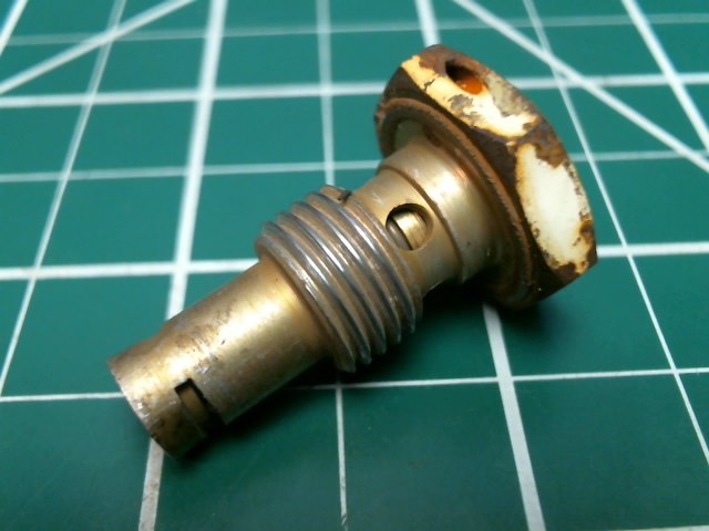 S2020-1 Cessna - FUEL DRAIN VALVE
