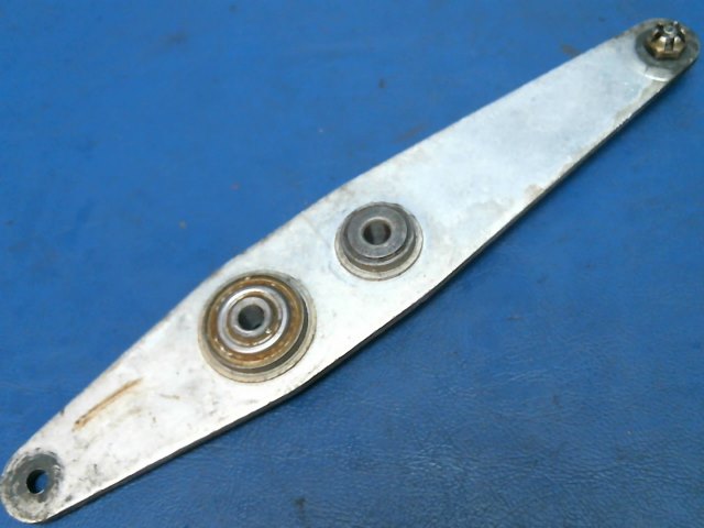0411258 Cessna - BELLCRANK-ELEVATOR CONTROL
