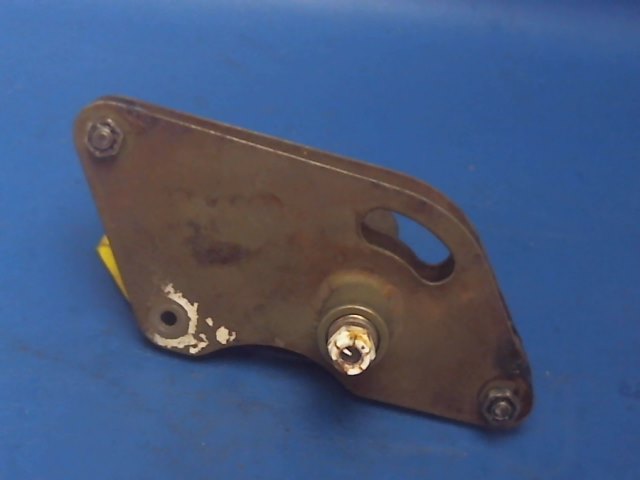 0523223-1 Cessna - BELLCRANK AILERON RH