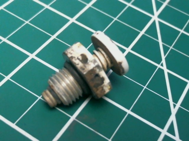 0523520-9 Cessna - PLUG - DRAIN