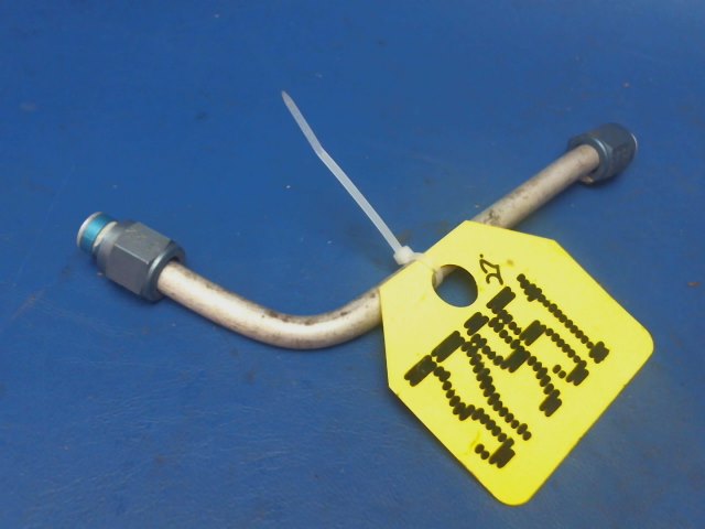 0500423-10 Cessna - LINE -FUEL RH
