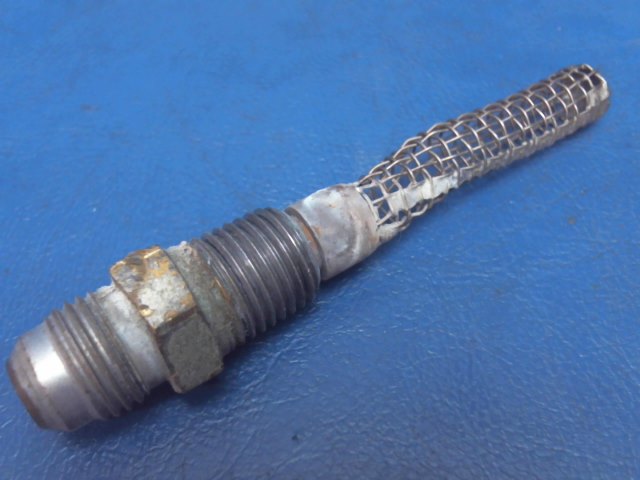 0422130 Cessna - STRAINER -FUEL TANK (FINGER)