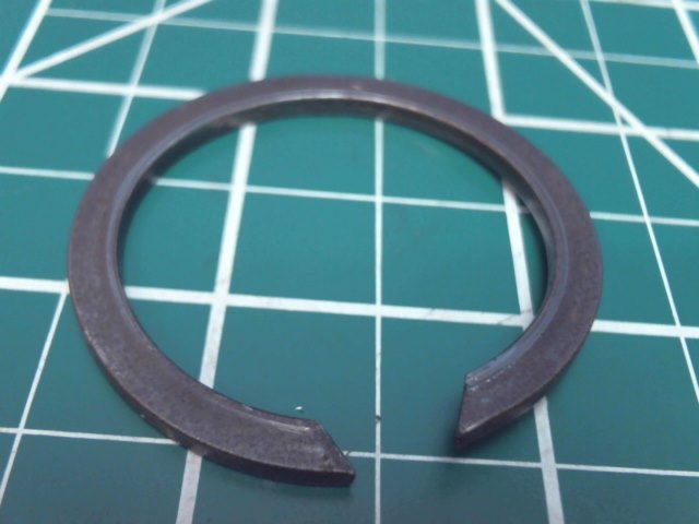 484 720 Piper - SNAP RING - (3478)