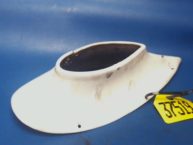 1741005-240 Cessna - FAIRING-MAIN RH (CRACKED SEE DETAILS) Plastic