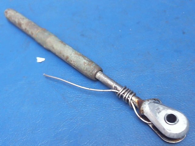 NPN Cessna - AILERON FORK AND TURNBUCKLE