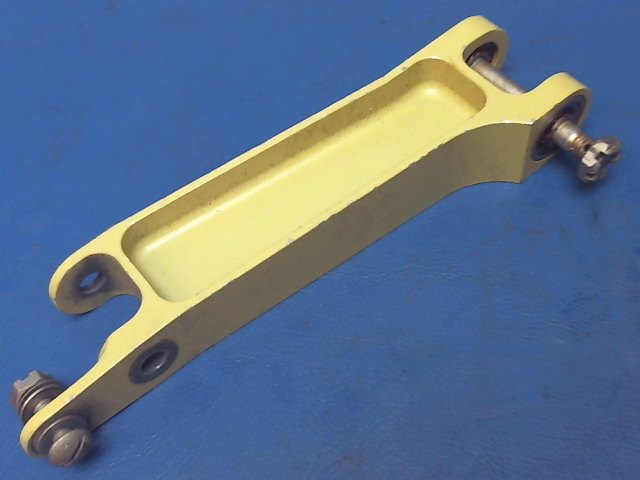 0961512-3 Cessna - BELLCRANK ASSEMBLY-OUTBD