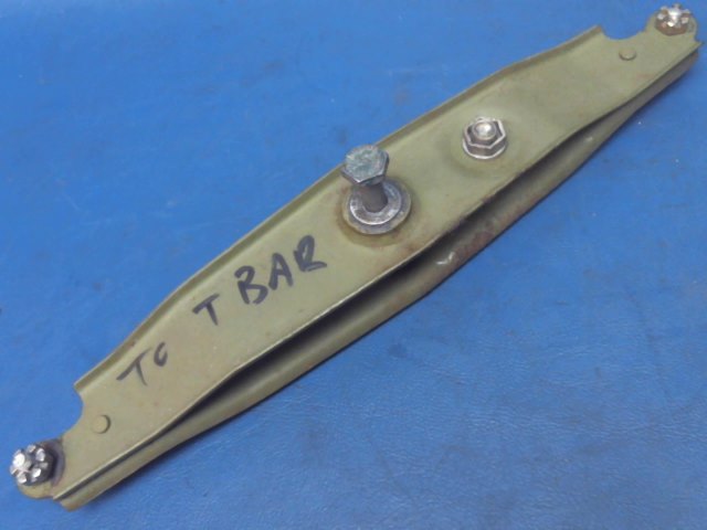 0861500-1 Cessna - BELLCRANK - ELEVATOR FWD