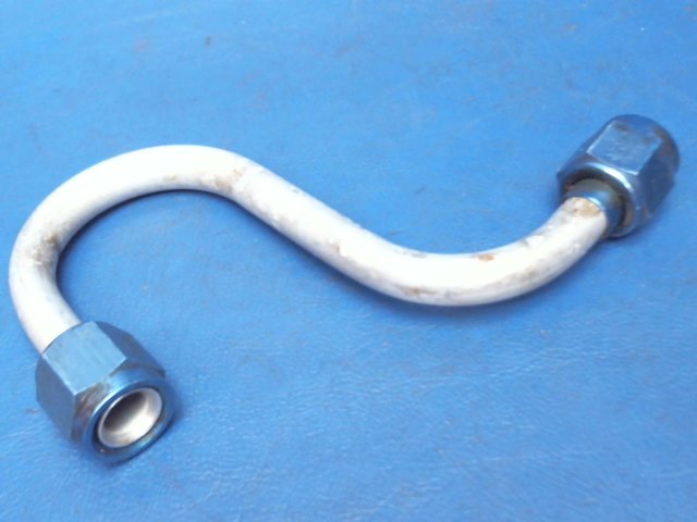 0800106-215 Cessna - LINE - JUNCTION TO SELECTOR VALVE AUX FUEL
