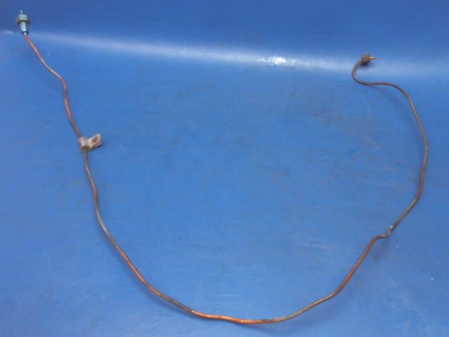 63824-00 Piper - LINE ASSEMBLY - Primer to engine (Cracked fitting - See photos)