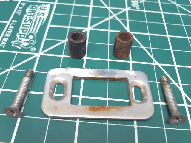 96866-00 Piper - PLATE - STRIKER RH