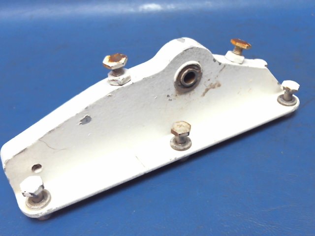 62645-04 Piper - FITTING-Stabilator Attachment
